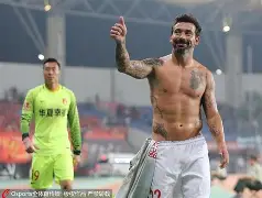 包含皇马核心球员被曝转会传闻，引球迷热议，不过关于文化.的词条