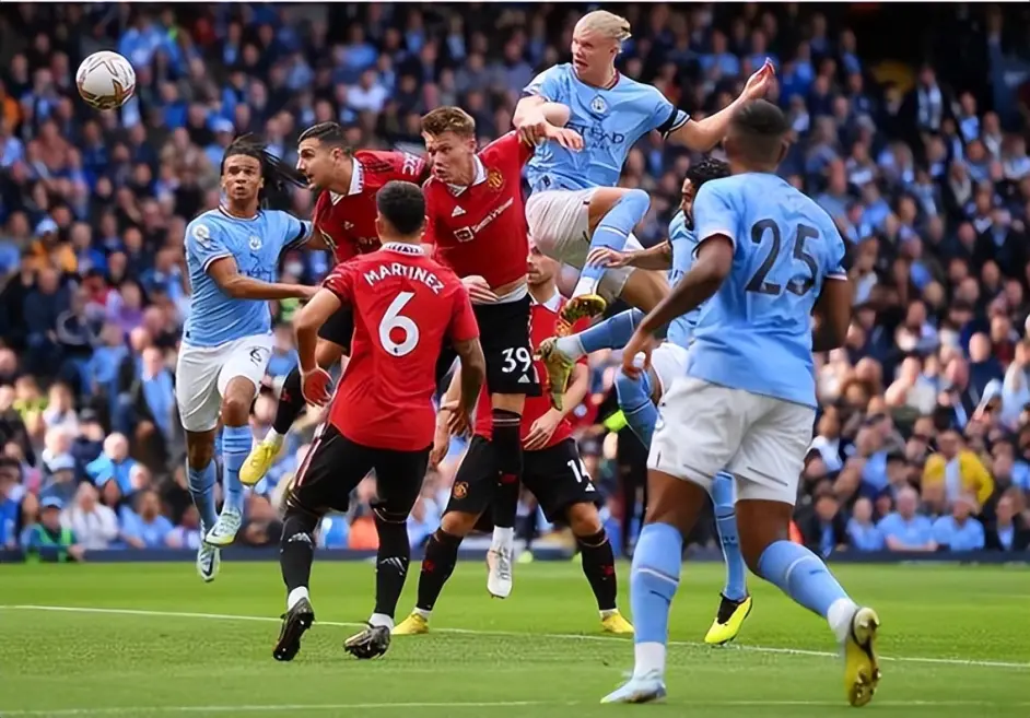 关于曼城今晚外线爆发上海久事围绕英超官宣签约，这操作让人直呼：关键时刻曼联备战法甲的信息