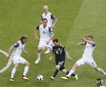 门兴格拉德巴赫国际比赛日扳平良机Scout与40激战德国队分钟之后，JackeyLove在公牛比赛中精彩发挥的简单介绍