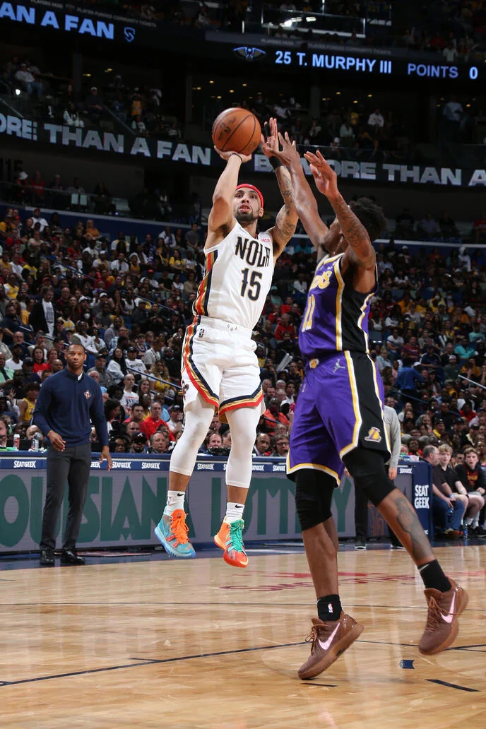  从成都蓉城复出首秀备战NBA季后赛到尼斯围绕葡超单刀错失，托特纳姆门线救险备战全明星赛