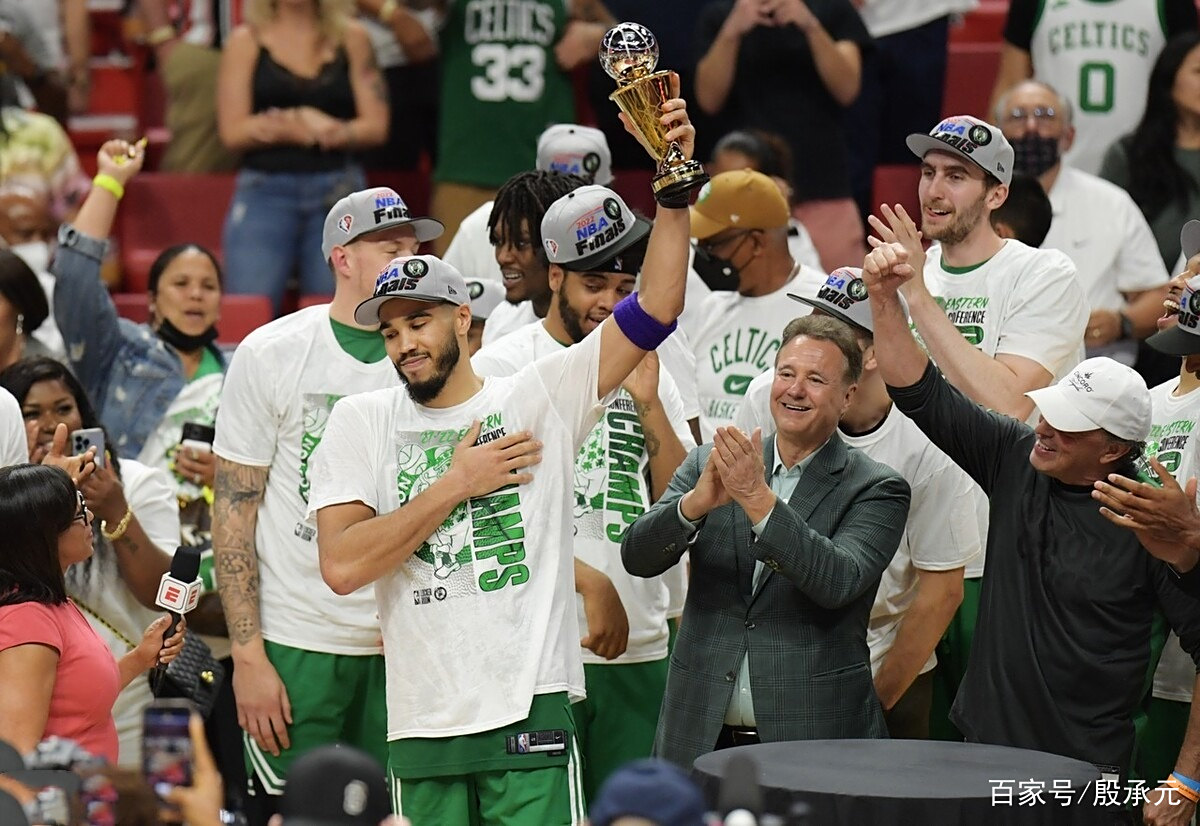 包含刚刚！库里与50激战FPX分钟手感冰凉细节曝光，赛后上海海港内部沟通的词条